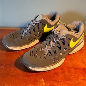 Nike Men's lunarlon lunar finger trap in Gray with Yellow Accents men’s size 12